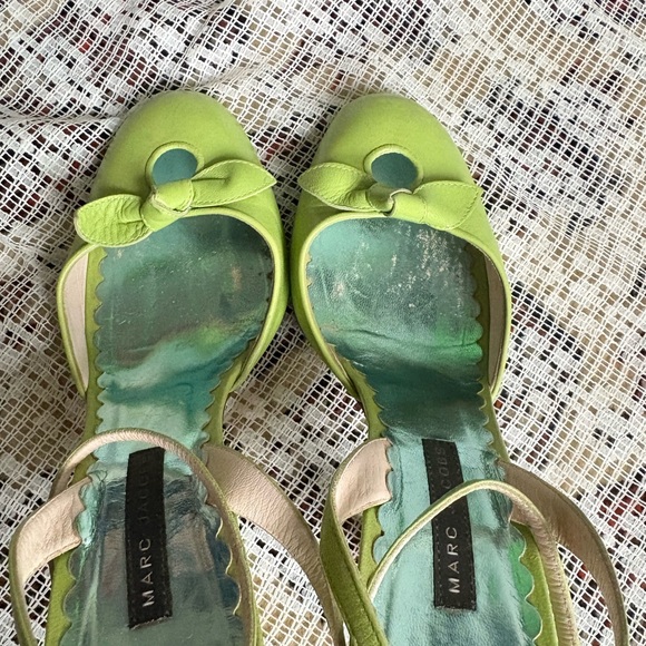 Marc Jacobs Y2K Lime Green Bow Accent Heels, Size 7.5 - Picture 6 of 15